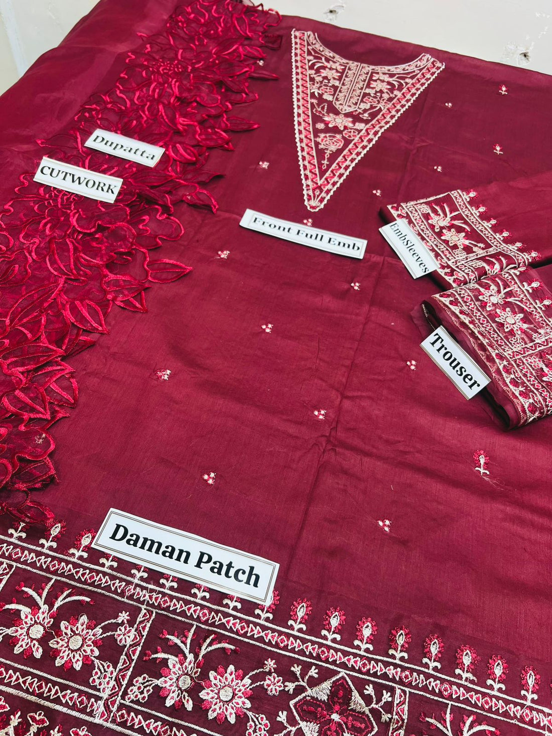 Qalamkar Luxury Lawn 3PC Suit Summer Collection 2026 – Heavy Embroidered Lawn Organza Dupatta